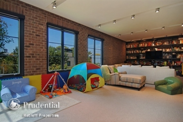 <p>The home at 1866 N. Howe St. is the highest-priced single-family home on the market in Lincoln Park, side yard included.</p>
