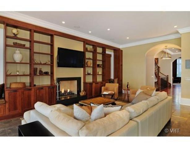 <p>Cozy up near one of the home's six fireplaces.</p>
