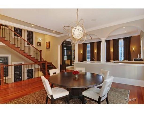 <p>You'll have a hard time choosing where to eat the goodies cooked up in the house's three kitchens.</p>
