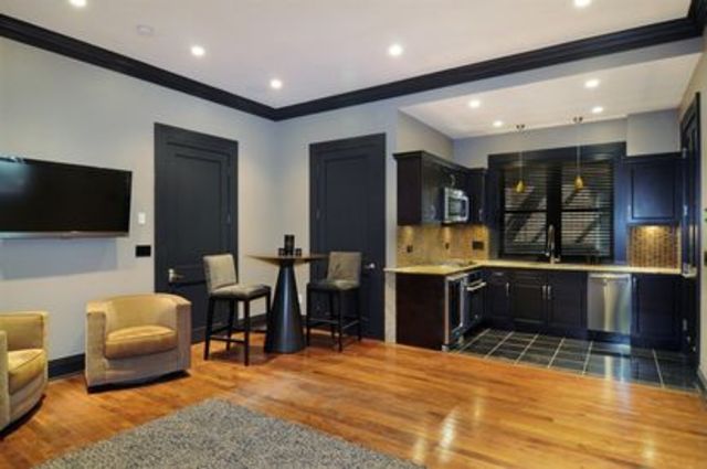 <p>The house has three kitchens, and plenty of places to eat the goodies cooked up in them.</p>
