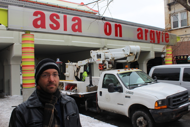 <p>This Uptown resident is not a fan of the new Asia on Argyle sign.</p>
