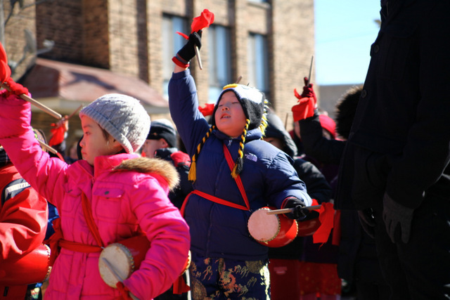 <p>Children play a carefully choreographed Chinese drum performance at the 2013 Chinese New Year Parade in Chicago.</p>
