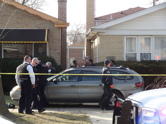 <p>A man was shot in the stomach about 2:30 p.m. Wednesday in the 9500 block of South Clyde Avenue, police said.</p>
