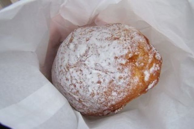 <p>In honor of Fat Tuesday, Alliance Bakery and Cafe at 1736 W. Division St. will be selling 15 varieties of paczki.</p>
