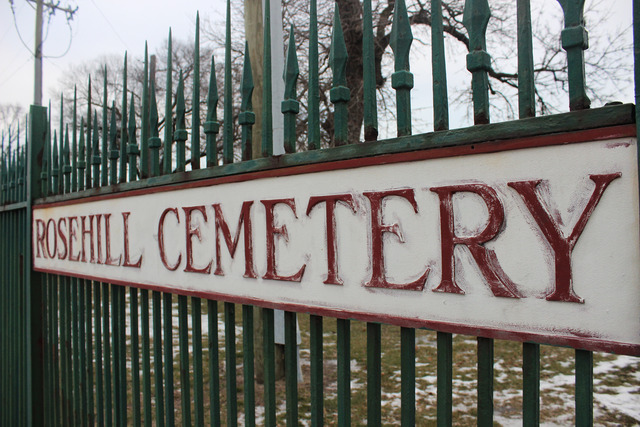 <p>Rosehill Cemetery has been a constant source of controversy in the neighborhood, Ald. Pat O'Connor said.</p>
