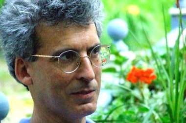 Rokko Jans, composer for Chicago Shakespeare Theatre, will perform a selection of his works Friday to close out Ravenswood Manor's summer concert series.