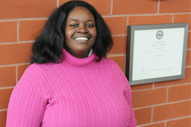 Alisha Thomas, a doctor at PCC Austin Family Health Center and volunteer faculty member at Northwestern University, was named the Family Medicine Teacher of the Year by the Illinois Academy of Family Physicians.