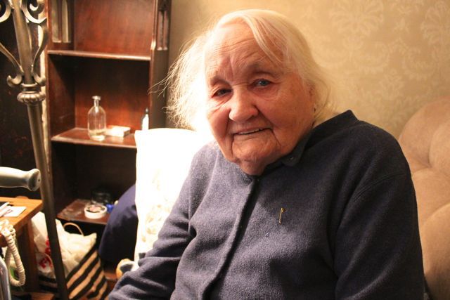 <p>Marcella Juszynski, in the living room of the Bucktown house she's lived in since 1954.</p>
