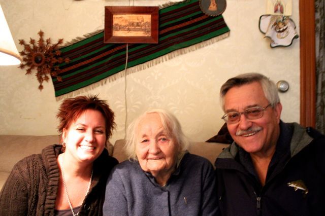 <p>Marcella Juszynski, 90, center, maintains frequent daily contact with her granddaughter and neighbor, Kim Juszynski, left. Marcella's son, Tony (and Kim's father) visits his mother twice weekly and brings her food from a Polish deli in Avondale.</p>
