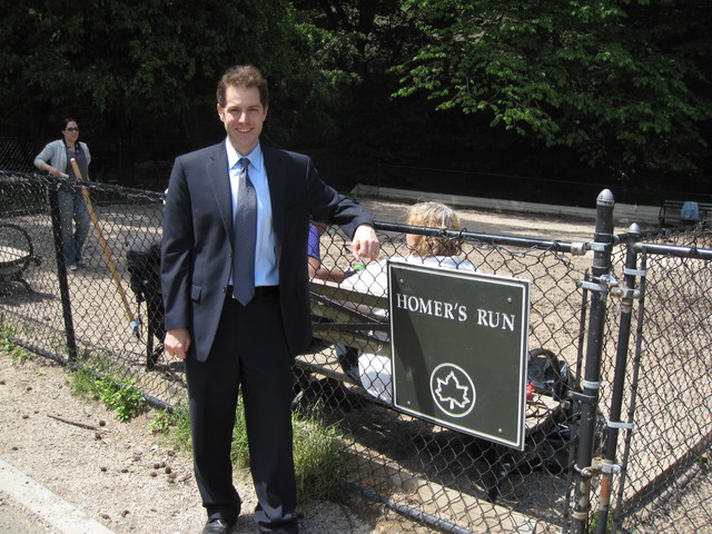 <p>Mark Levine campaigned with dog owners at Homer's Run in Inwood Hill Park in May 2010, during a failed run for State Senate.</p>
