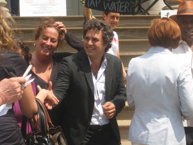 Actor Mark Ruffalo brought a little star power to City Hall.