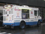 Dad Mugged While Buying Ice Cream for Kids in Washington Heights