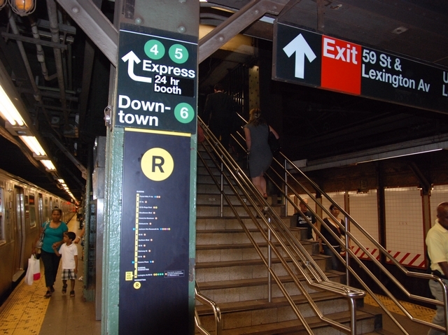 One of the new maps at the 59th Street station.