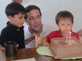 New Dad Boot Camp Shows Trainee Parents the Ropes