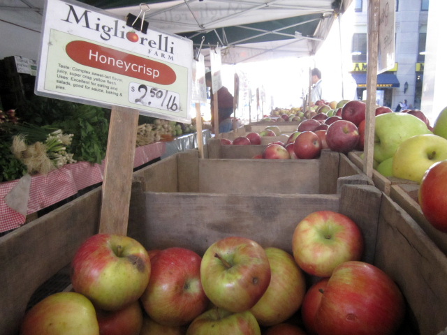 The apples were popular at Migliorelli Farm's stand on West Broadway Oct. 25, 2011. 
