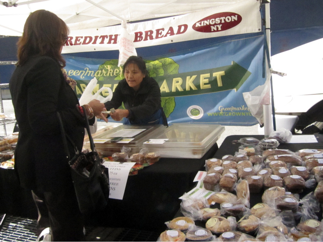 Meredith's Bread tried out a new location on West Broadway Oct. 25, 2011. 