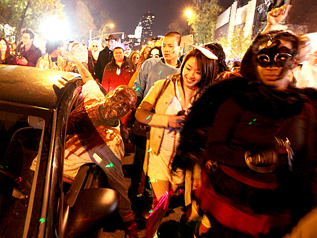 <p>Halloween revelers enjoy this year's Greenwich Village parade.</p>
