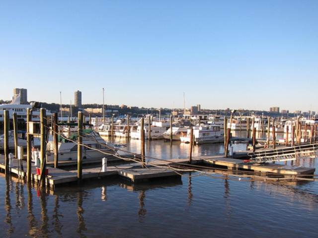 The Parks Department wants to raise fees paid by houseboat dwellers at the 79th Street Boat Basin. 