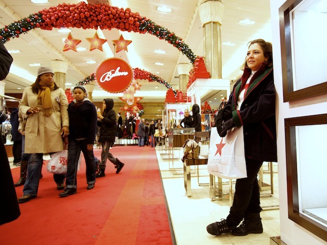 <p>Leticia Rios rested during some stressful last-minute shopping on Christmas Eve last year.&nbsp;</p>
