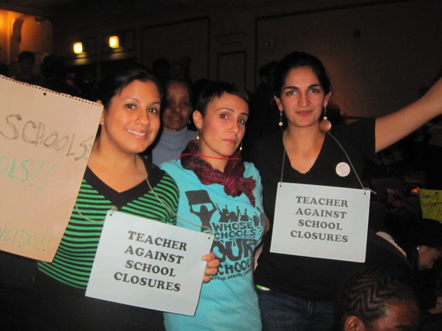 Former teacher Dara Vazquez (center), 37, said she was there to support fellow educators against closures.