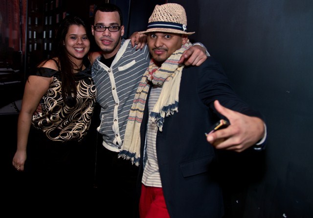 Music played includes rap, raggae, alternative, hip hop, House and more at Negro Claro's 