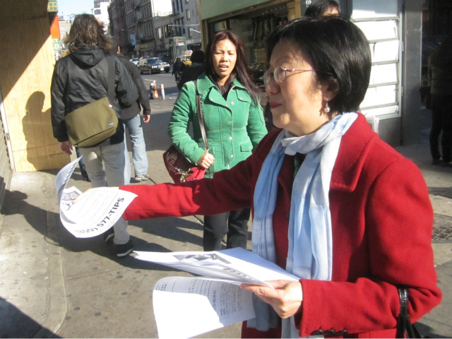 Councilwoman Margaret Chin warned Chinatown women about a well-dressed groper who has struck several Manhattan neighborhoods. 