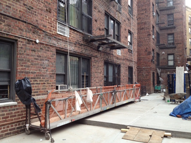 A University Heights apartment building was ordered evacuated after it was revealed the landlord removed the fire escapes.