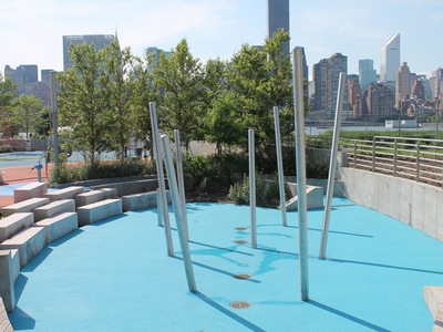 A modern splash pad has opened in summer at Gantry Plaza State Park Playground.