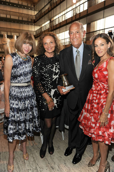 Anna Wintour, Diane von Furstenberg, Oscar de la Renta and Sarah Jessica Parker at the Couture Council Artistry of Fashion Awards at Avery Fisher Hall at Lincoln Center, Wednesday, September 5, 2012. 