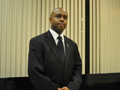 Community Board 12 member Robert Reynolds, who sells guns online, wanted to host a forum on guns.