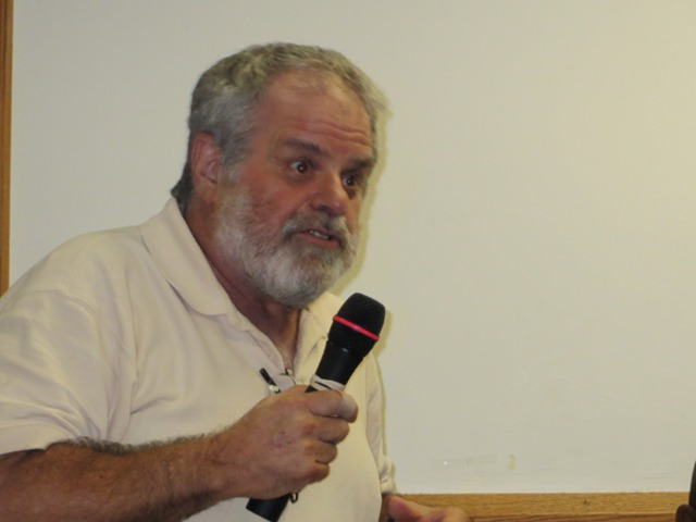 At heated public meeting, residents voice concerns about Dyckman quality of life.
