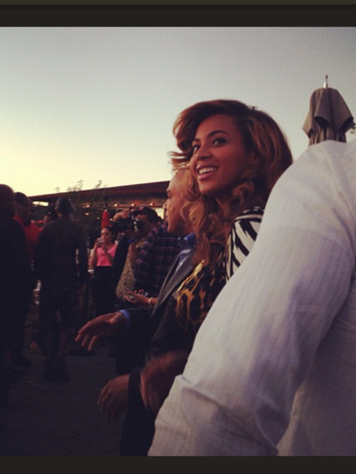 Beyonce visited La Marina with her husband Jay-Z in Inwood on Sept. 23, 2012. 