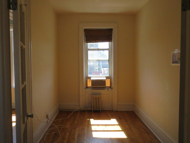House hunters go to great heights for a pre-war walkup's view of the West Village