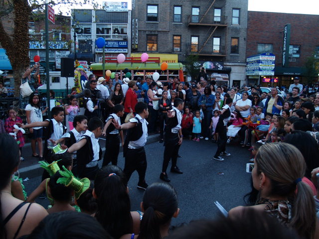 Dancers from the Mestizo Arts Center perform at the Viva La Comida! festival.