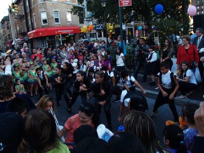 <p>Dancers from the Mestizo Arts Center perform at the Viva La Comida! festival.</p>
