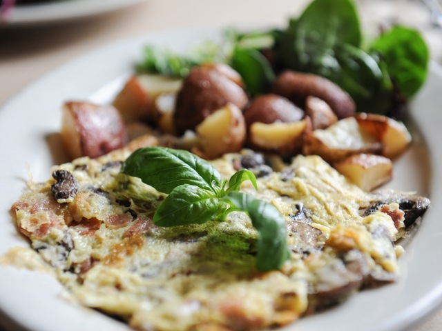 The frittata is a popular dish at Il Passatore.