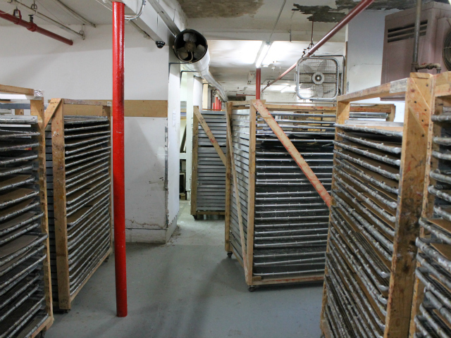 Colored cork tiles dry in the Globus factory.