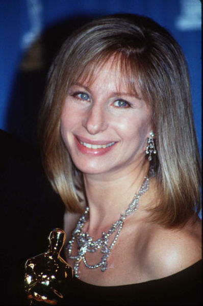 <p>1993 Actress / singer Barbra Streisand at the Oscars</p>
