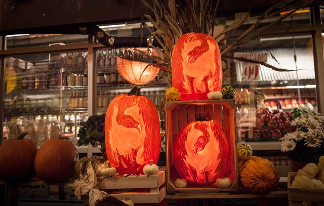 <p>The vultures made by Hugh McMahon on display at Chelsea Market</p>
