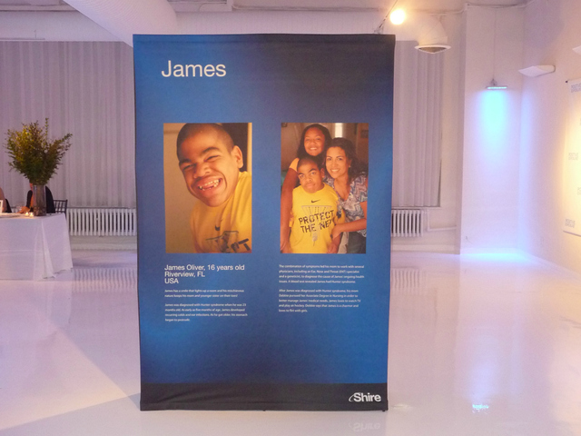<p>The subjects in the exhibit range in age from 4 years old to 30.</p>
