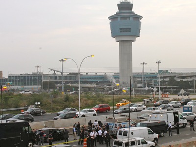 <p>Cops shot and killed a man on the Grand Central Parkway near LaGuardia Airport on Oct. 4, 2012.</p>
