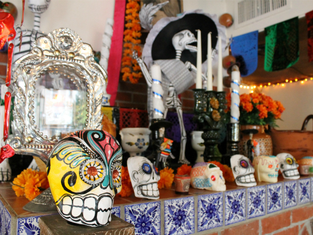 <p>A Day of the Dead shrine.</p>
