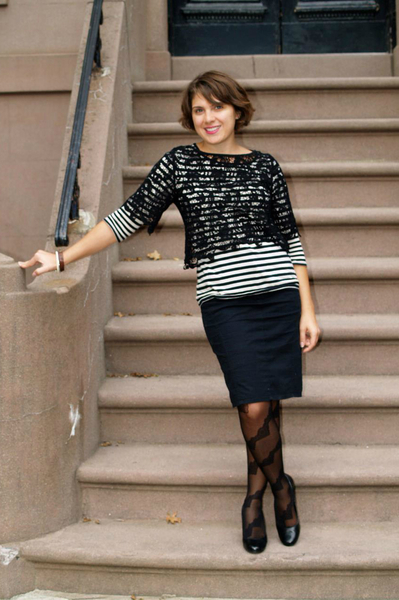 <p>King, 32, has personally collected more than 500 pairs of tights of different patterns and colors for over a span of seven years before she turned her passion into a full-time job, selling them online.</p>
