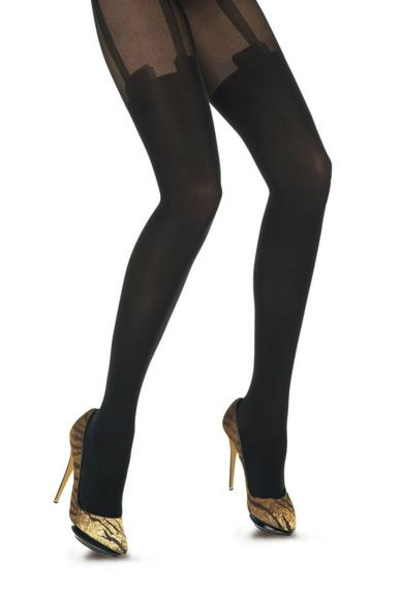 <p>King, 32, has personally collected more than 500 pairs of tights of different patterns and colors for over a span of seven years before she turned her passion into a full-time job, selling them online.</p>

