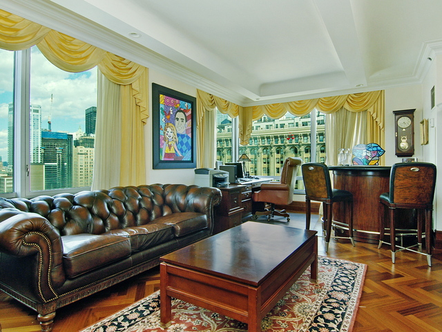 <p>A two-bedroom at 10 West St. is going for $10,000 a month at Citi Habitats.</p>
