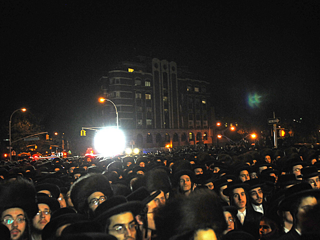 <p>Thousands of Satmar Hasidic Jews gathered along Bedford Avenue to watch their rabbi's grandson, Chaim Hersch Rosenberger, marry Classoner Rav Scher, Oct. 17, 2012.</p>
