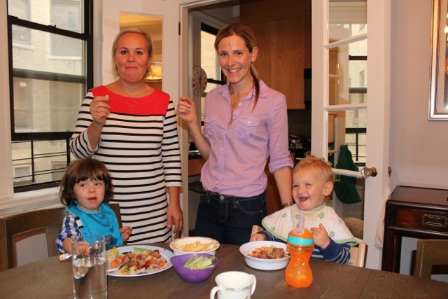 <p>Natalya&nbsp;Murakhver and Vicky Feltman and their toddlers Violet and George.&nbsp;</p>
