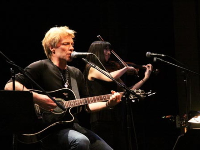 <p>Rocker Jon Bon Jovi played a private benefit concert to help Poly Prep Country Day school raise nearly $700,000 for hurricane relief. Bon Jovi's son attends the school.</p>
