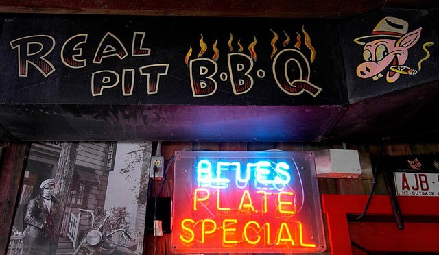 <p>A new Dino BBQ will be serving up its smoke-pit barbecue and homemade sides in Gowanus by spring 2013.</p>
