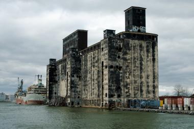 Brooklyn developer and concrete tycoon John Quadrozzi, who hopes to expand his shipping terminal with toxic landfill from the Gowanus Canal, already owes the state tens of thousands of dollars in fines for illegally dumping fill into the Gowanus Bay, DNAinfo.com New York has learned.